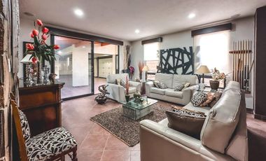 Casa en Venta en Santa Cruz Guadalupe, Puebla, Puebla