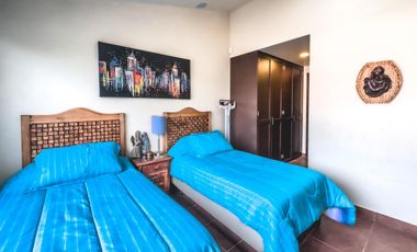 Casa en Venta en Santa Cruz Guadalupe, Puebla, Puebla