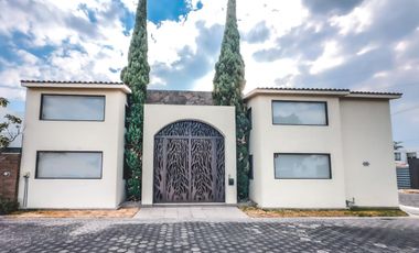 Casa en Venta en Santa Cruz Guadalupe, Puebla, Puebla