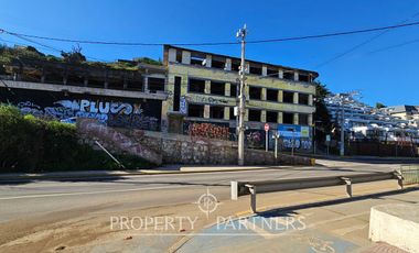 Insuperable terreno comercial en playa Amarilla
