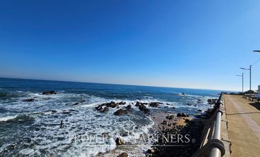 Insuperable terreno comercial en playa Amarilla