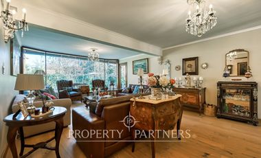 Hermosa casa en sector La Dehesa central, Lo Barnechea