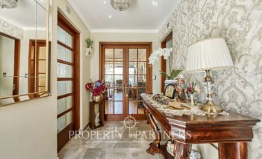 Hermosa casa en sector La Dehesa central, Lo Barnechea