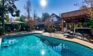 Hermosa casa en sector La Dehesa central, Lo Barnechea