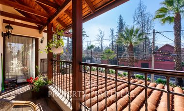 Hermosa casa en sector La Dehesa central, Lo Barnechea