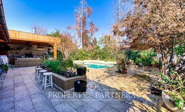 Hermosa casa en sector La Dehesa central, Lo Barnechea