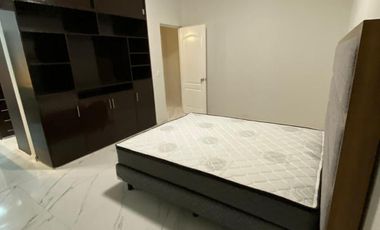 CASA EN RENTA EN URBI BALBOA