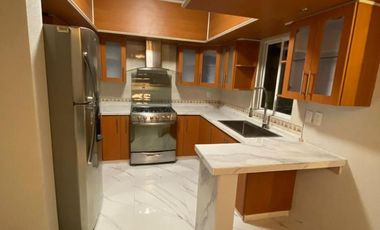 CASA EN RENTA EN URBI BALBOA