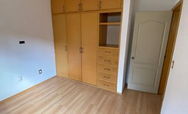 CASA EN RENTA EN URBI BALBOA