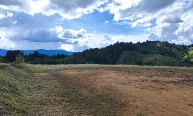 VENTA LOTE EN EL RETIRO CON VISTA PANORÁMICA