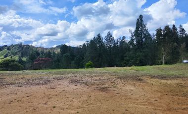 VENTA LOTE EN EL RETIRO CON VISTA PANORÁMICA