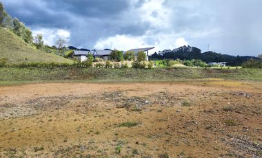 VENTA LOTE EN EL RETIRO CON VISTA PANORÁMICA