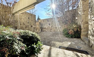 Casa en Arriendo en LUJOSA MEDITERRÁNEA EN GOLF LOMAS LA DEHESA