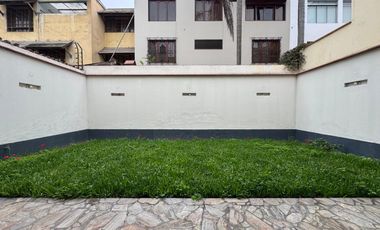 Alquiler Casa en La Calesa