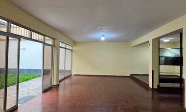 Alquiler Casa en La Calesa