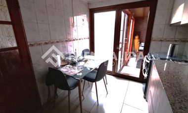Casa en Venta en A dos cuadras supermercado Unimarc