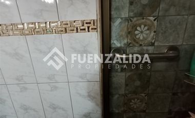 Casa en Venta en A dos cuadras supermercado Unimarc