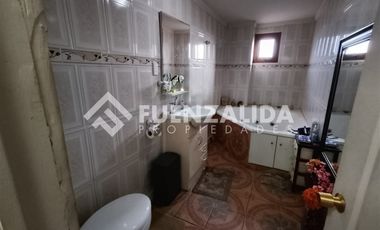 Casa en Venta en A dos cuadras supermercado Unimarc