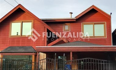 Casa en Venta en A dos cuadras supermercado Unimarc