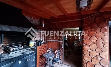 Casa en Venta en A dos cuadras supermercado Unimarc