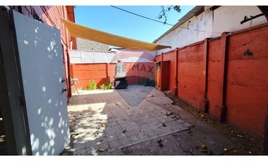 SE VENDE CASA 3D 1B , LO PRADO