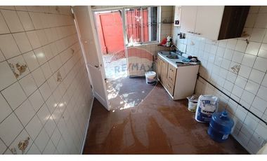 SE VENDE CASA 3D 1B , LO PRADO