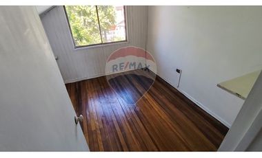 SE VENDE CASA 3D 1B , LO PRADO