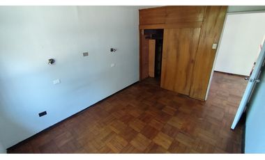 SE VENDE CASA 3D 1B , LO PRADO