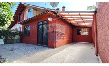 SE VENDE CASA 3D 1B , LO PRADO