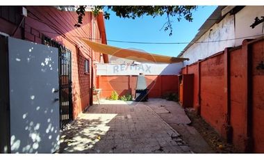 SE VENDE CASA 3D 1B , LO PRADO
