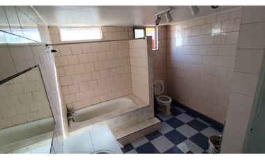 SE VENDE CASA 3D 1B , LO PRADO