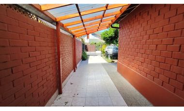 SE VENDE CASA 3D 1B , LO PRADO