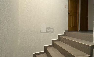 Casa en condominio en venta en San Felipe Tlalmimilolpan, Toluca, México