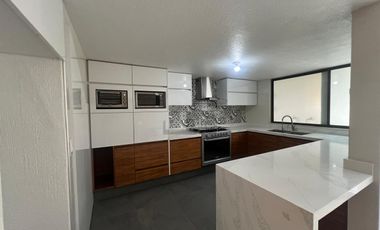 Casa en condominio en venta en San Felipe Tlalmimilolpan, Toluca, México