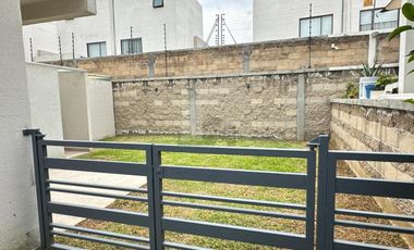 Casa en venta de 3 recámaras, en Villas del Campo, Calimaya, Estado de México.