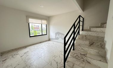 Casa en venta de 3 recámaras, en Villas del Campo, Calimaya, Estado de México.