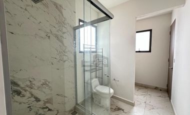Casa en venta de 3 recámaras, en Villas del Campo, Calimaya, Estado de México.