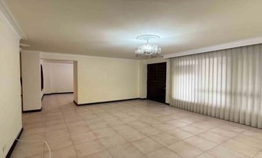 CASA EN VENTA EN CORALES/PEREIRA