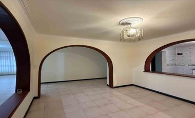 CASA EN VENTA EN CORALES/PEREIRA