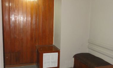 ARRIENDA EXCELENTE OFICINA 4 PRIVADOS Y PLANTA LIBRE