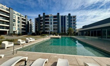 Departamento en Alquiler de 2 Dormitorios con Cochera - Mediland Village, Barrio Urca