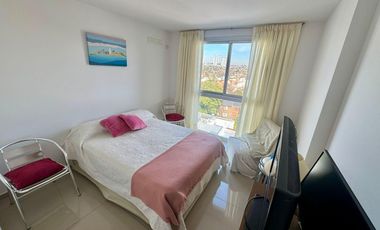 Departamento en Alquiler de 2 Dormitorios con Cochera - Mediland Village, Barrio Urca