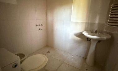 Casa de tres dormitorios en alquiler en Villa Allende Golf