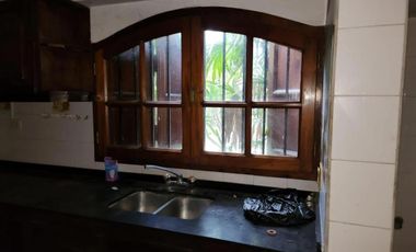 Casa en venta - 3 Dormitorios 4 Baños - Ezeiza