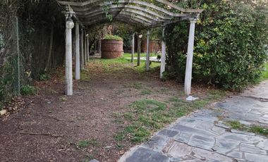 Casa en venta - 3 Dormitorios 4 Baños - Ezeiza
