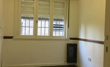 Chalet 3 amb. en Barrio Inglés Temperley
