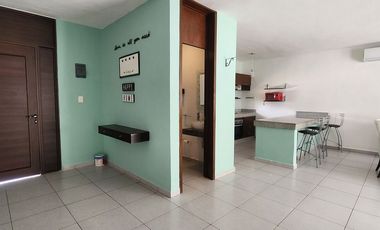 Renta casa amueblada 3 recamaras conkal piscina y paneles solares