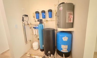 𝐂𝐀𝐒𝐀 𝐃𝐄 𝐔𝐍𝐀 𝐏𝐋𝐀𝐍𝐓𝐀 EN PRIVADA CON EXTENSO TERRENO