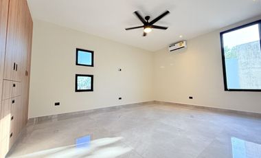 Casa en venta en Mérida, Yucatán Country Club, a estrenar