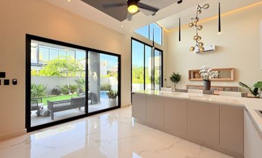 Casa en venta en Mérida, Yucatán Country Club, a estrenar